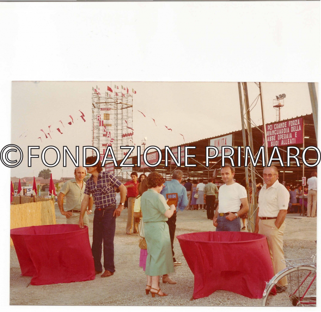 Festa--de-L'Unità-1976.-Entrata.-Da-sinistra-Albano-Zalambani,-Zanotti-Luigi-(Gheo),-Viliam-Brusa,-Leoni-Werter-(Pecia)